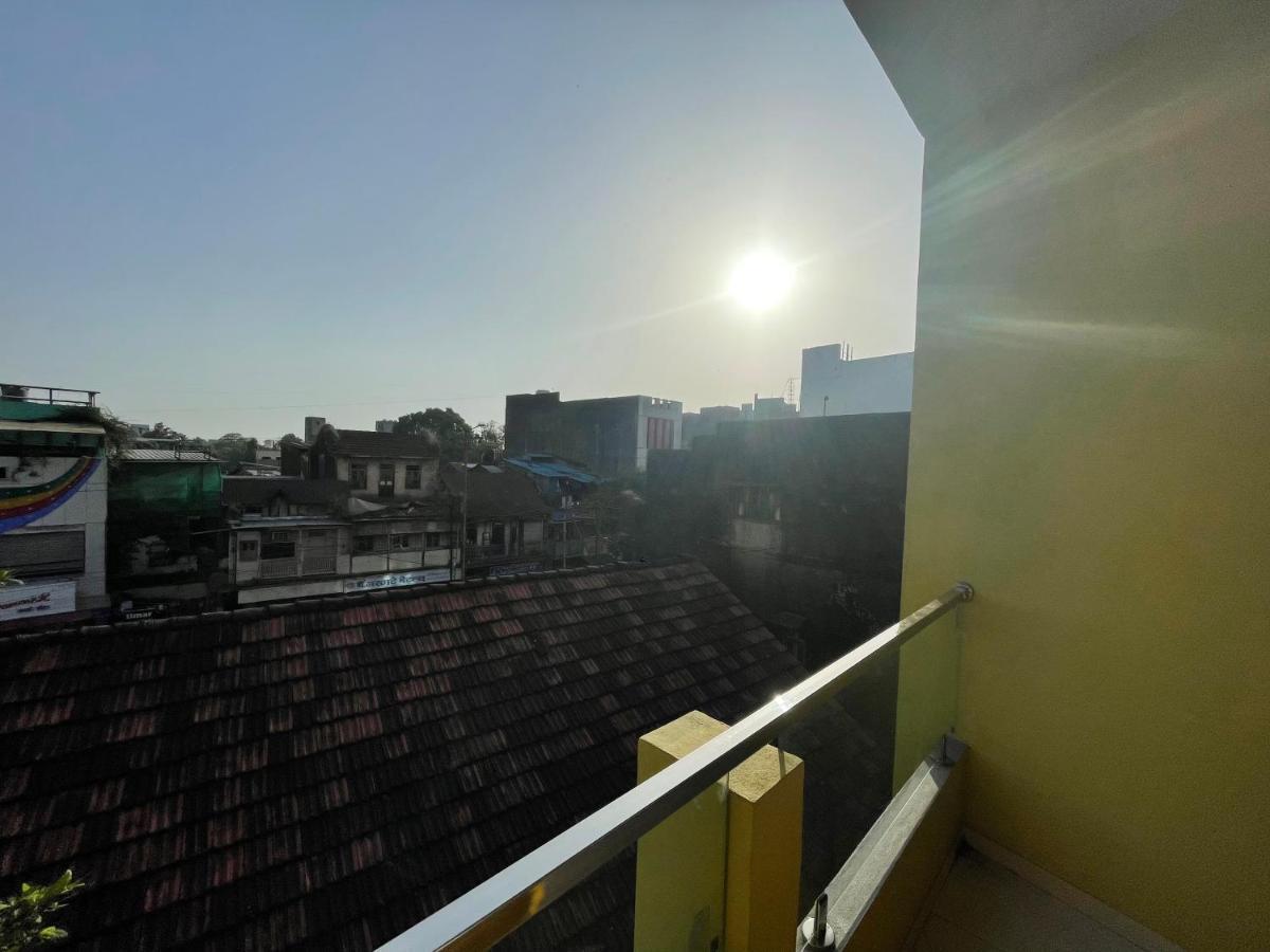 Villa Shree Sadguru Krupa Yatri Niwas Kolhapur Exterior foto